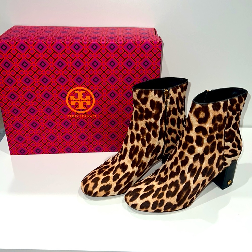 EUC Tory Burch cheetah cowhide booties size 7